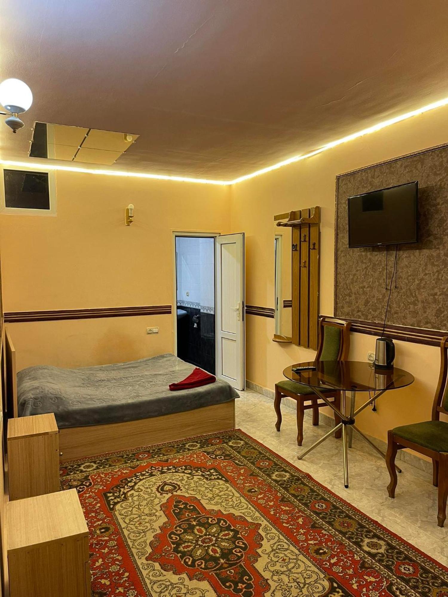 Citrus Guest House Yerevan Exterior photo